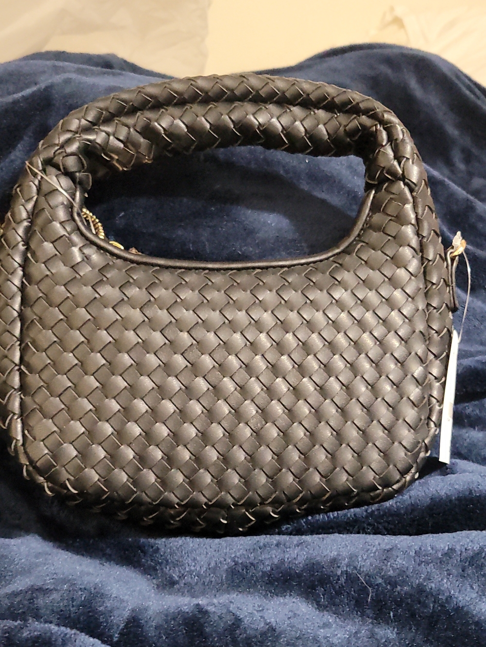 Woven Top-Handle Womens Bag in Black